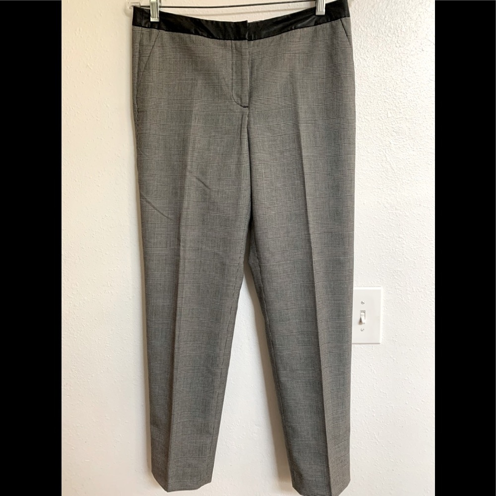 Houndstooth Plaid Ankle Pant